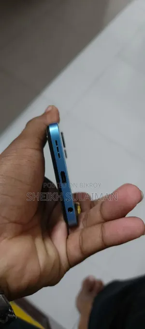 Infinix Hot 30i 128 GB Blue