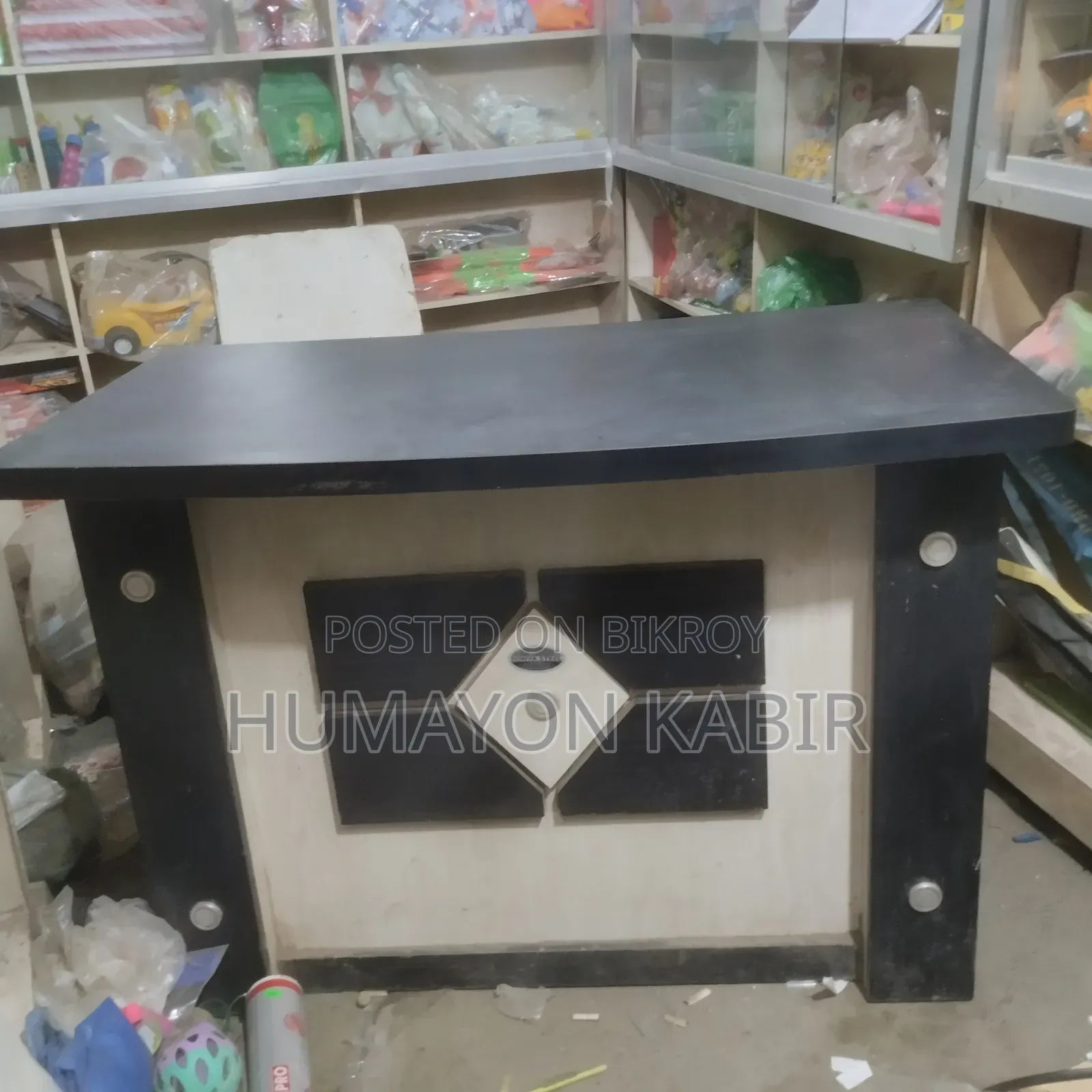 Cash Table