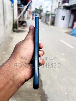 Tecno Spark Go 64 GB Blue