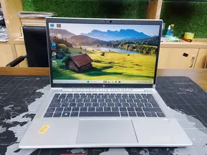 Laptop HP 8GB AMD Ryzen 5 SSD 256GB