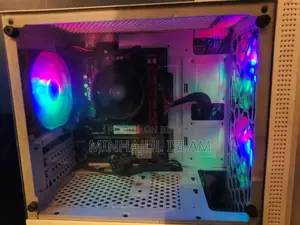 Desktop Computer MSI model 16GB AMD Ryzen 5 SSD 1T