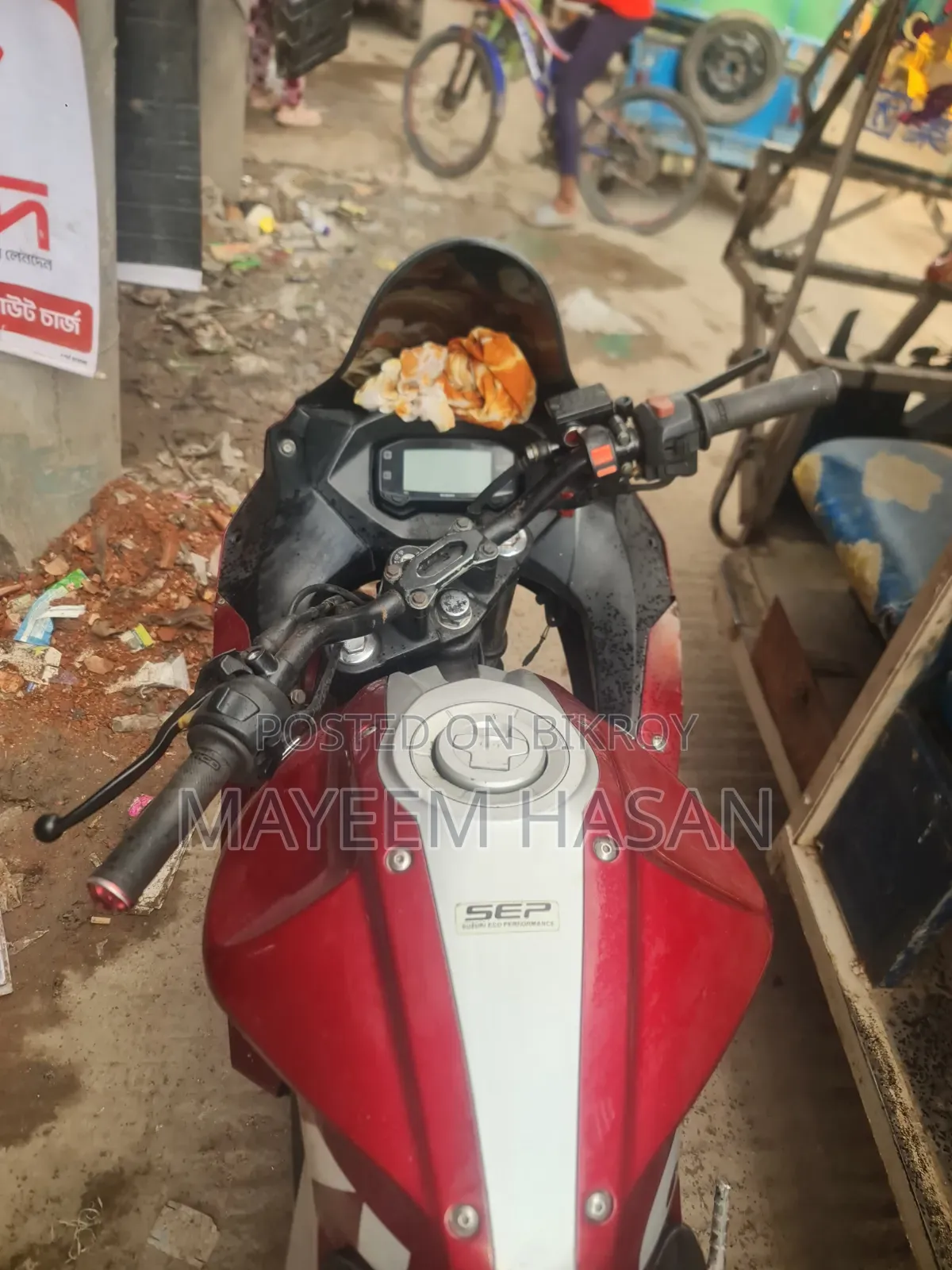 সুজুকি জিক্সার এসএফ ২০১৮ লাল
