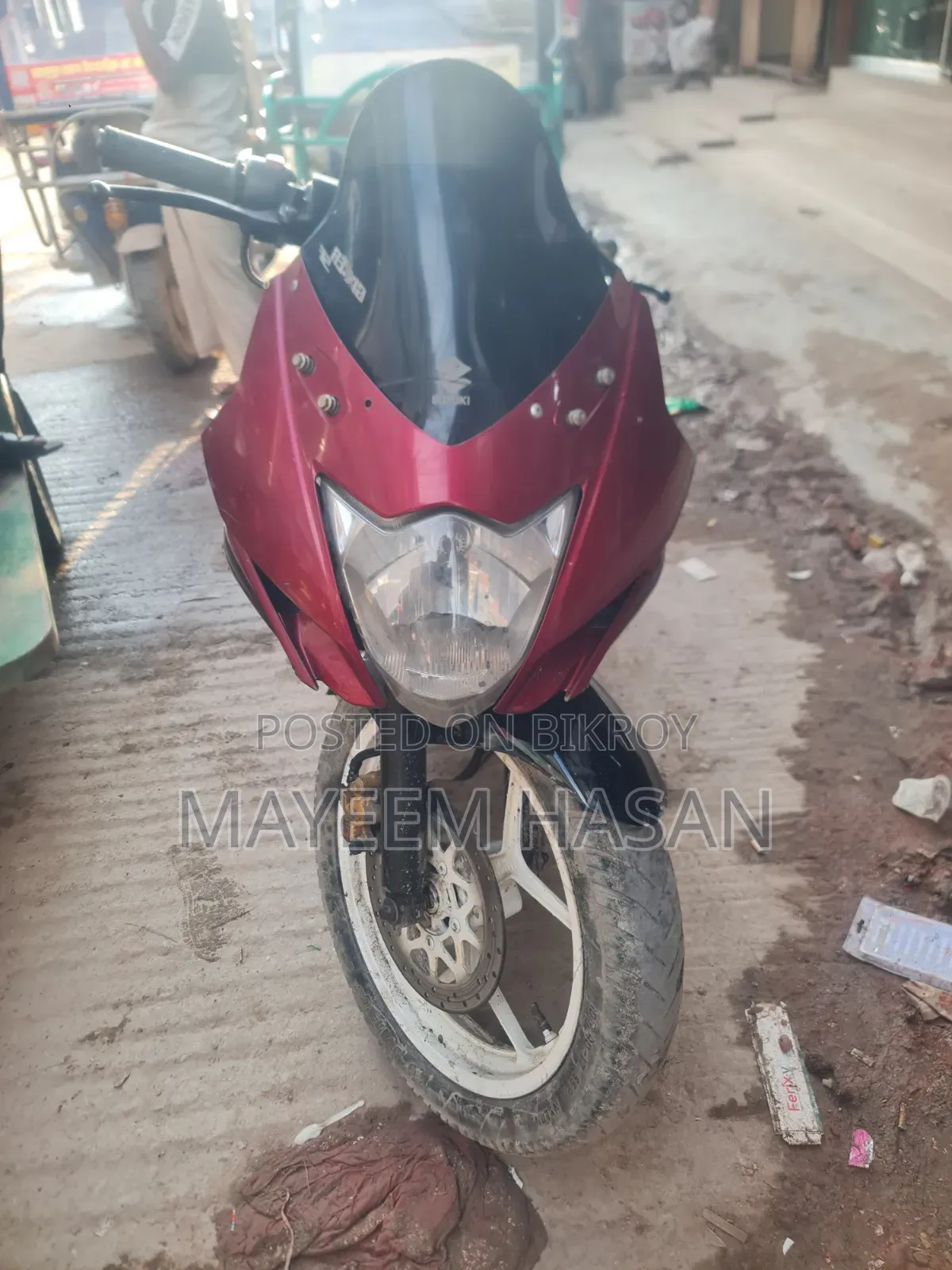 সুজুকি জিক্সার এসএফ ২০১৮ লাল