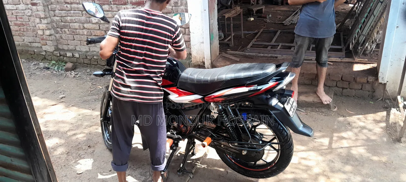 Bajaj Discover 125 2024 Black