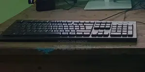 Desktop Computer 4GB Intel Core i3 HDD+SSD 1T
