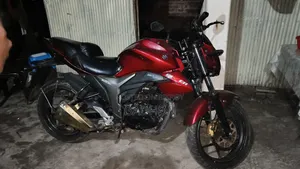 Suzuki Gixxer 2022 Red