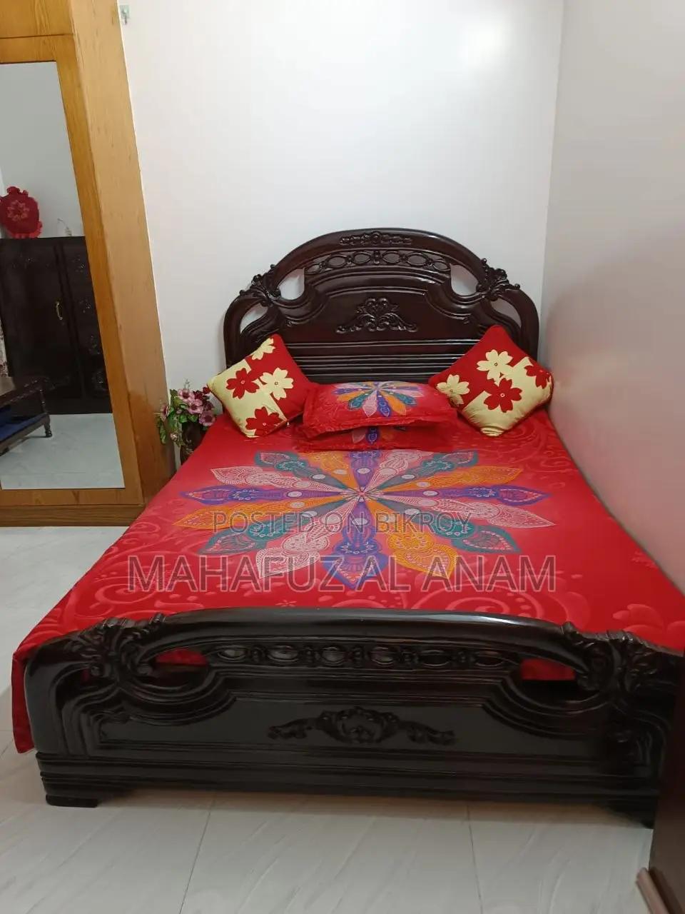 Teak Wood Semi-Double Bed