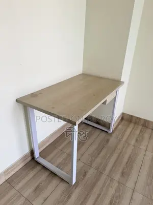 Study/Office/Indoor Table