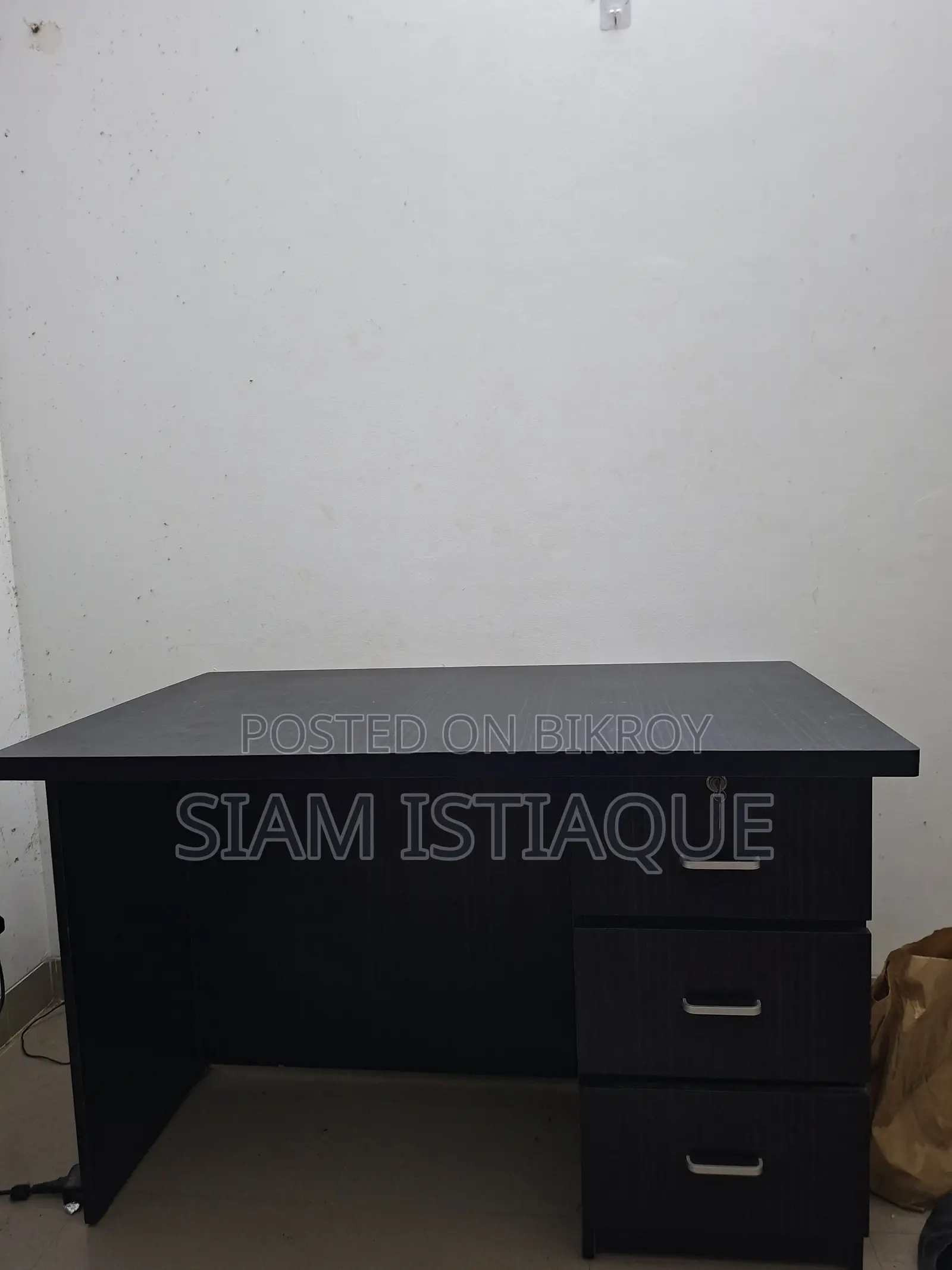 Table and Waredrobe for Sale