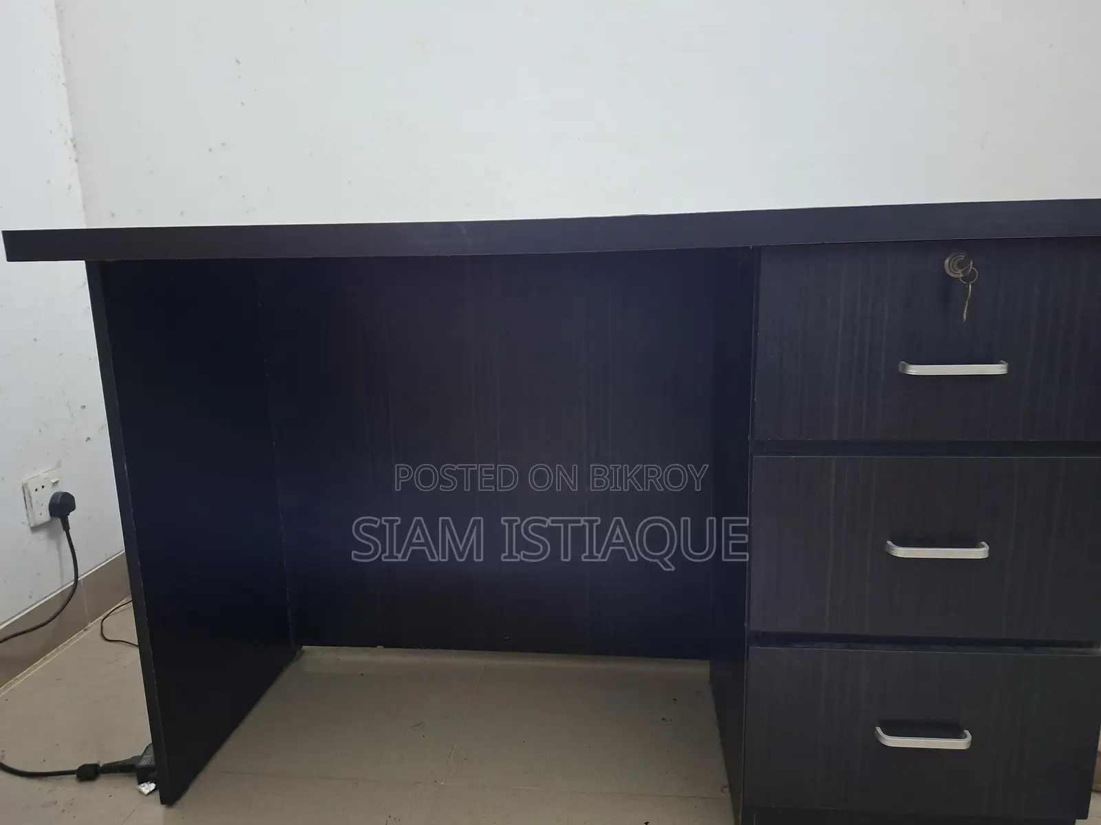 Table and Waredrobe for Sale
