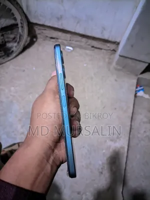 Vivo Y17s 128 GB Blue