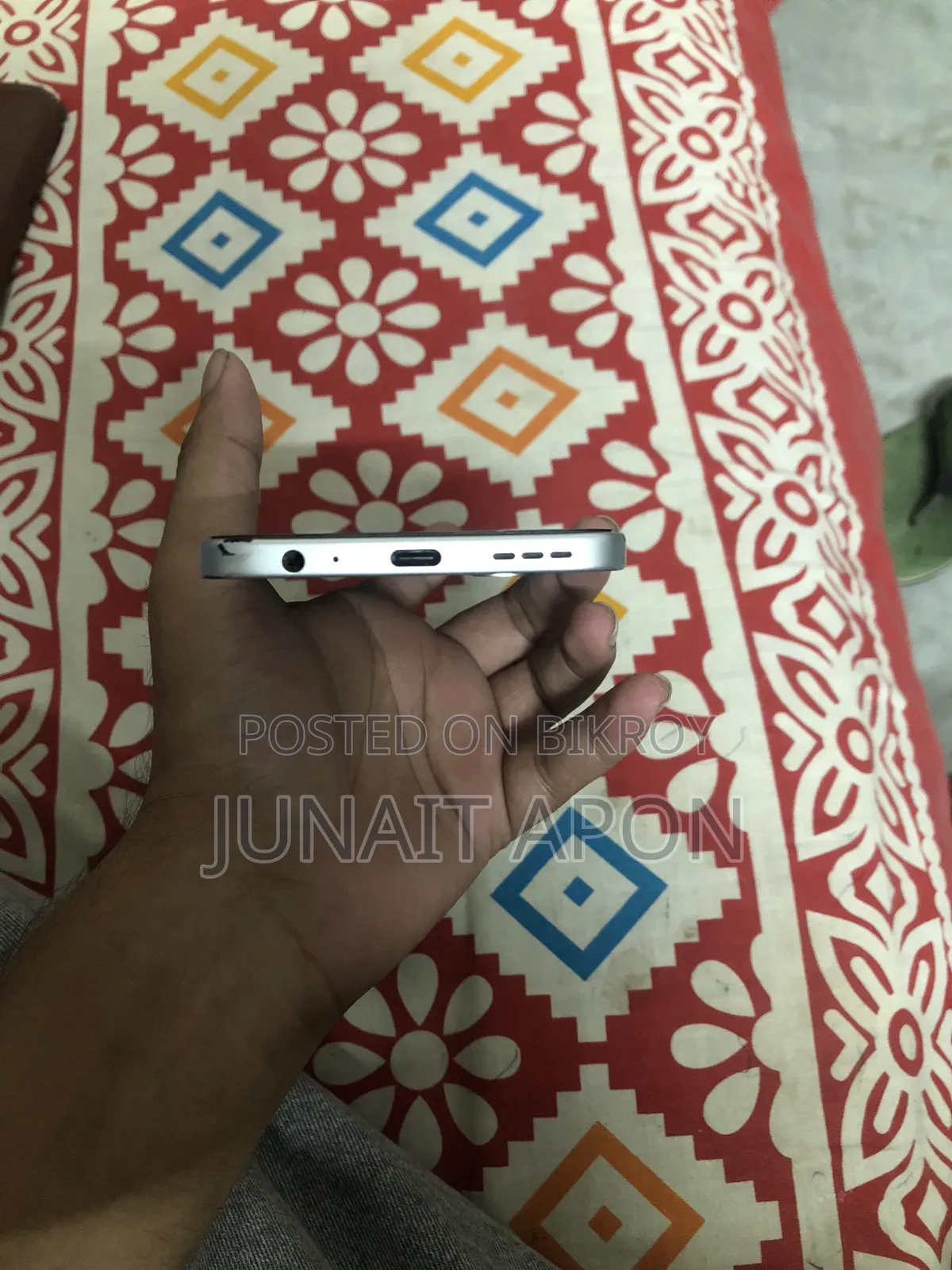 Infinix Hot 60 Pro 128 GB Silver