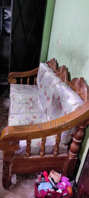 সেগুন কাঠের সোফা সেট