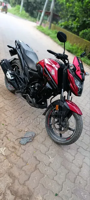 Honda X-Blade 160 2022 Red