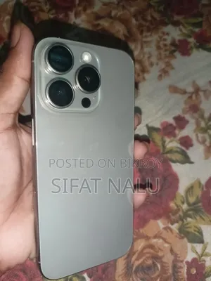 Apple iPhone 16 Pro 256 GB Silver