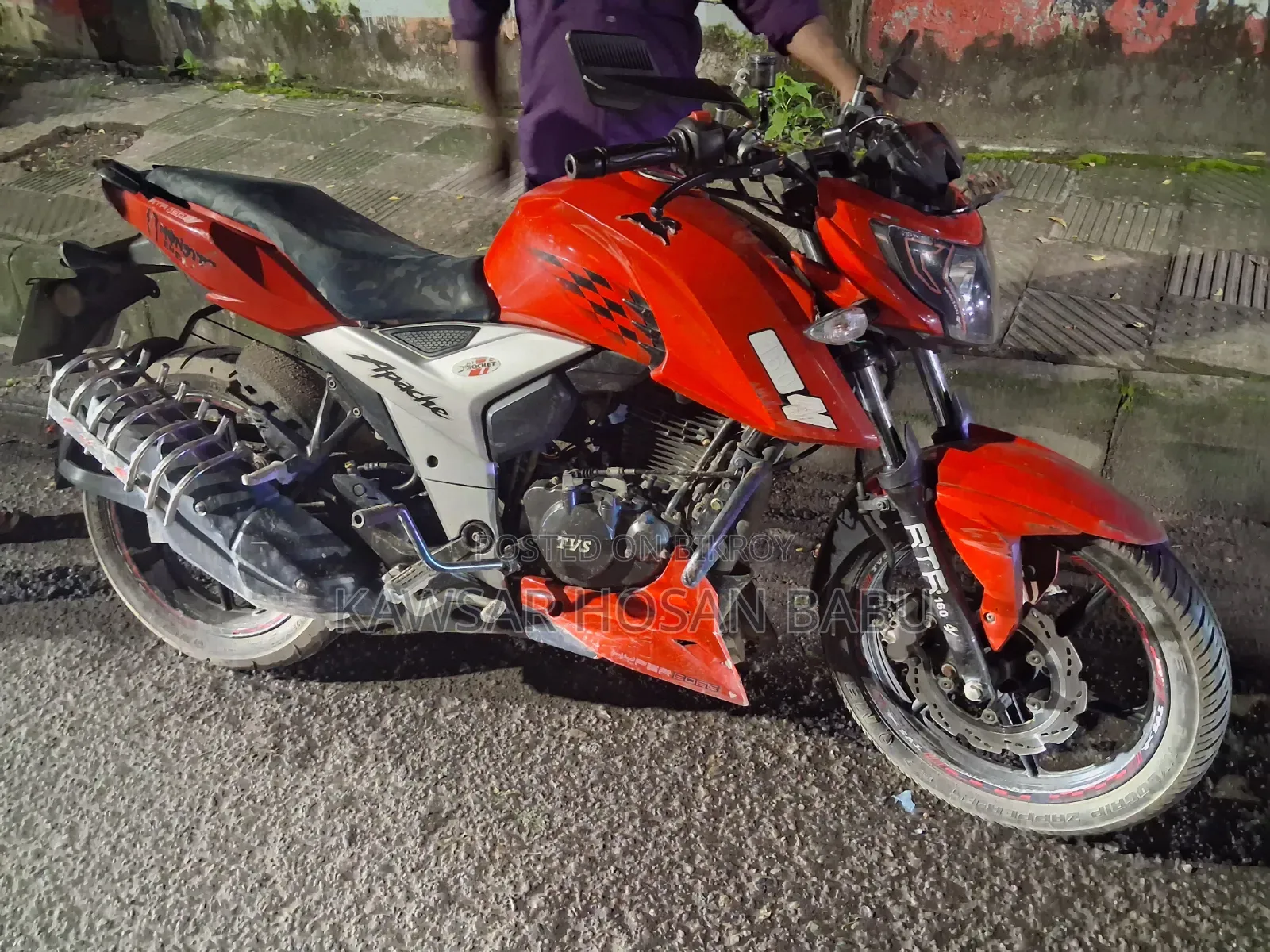 TVS Apache RTR 160 2v Refresh X-connect 2020 Red