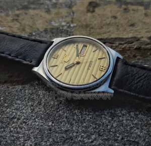 Vintage Seiko 5 Automatic Watch