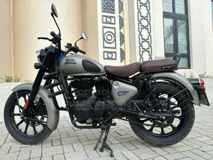 Royal Enfield Classic 350 2025 Gray