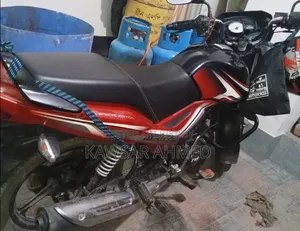 TVS Metro Plus 2023 Red