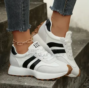 Casual Sneakers