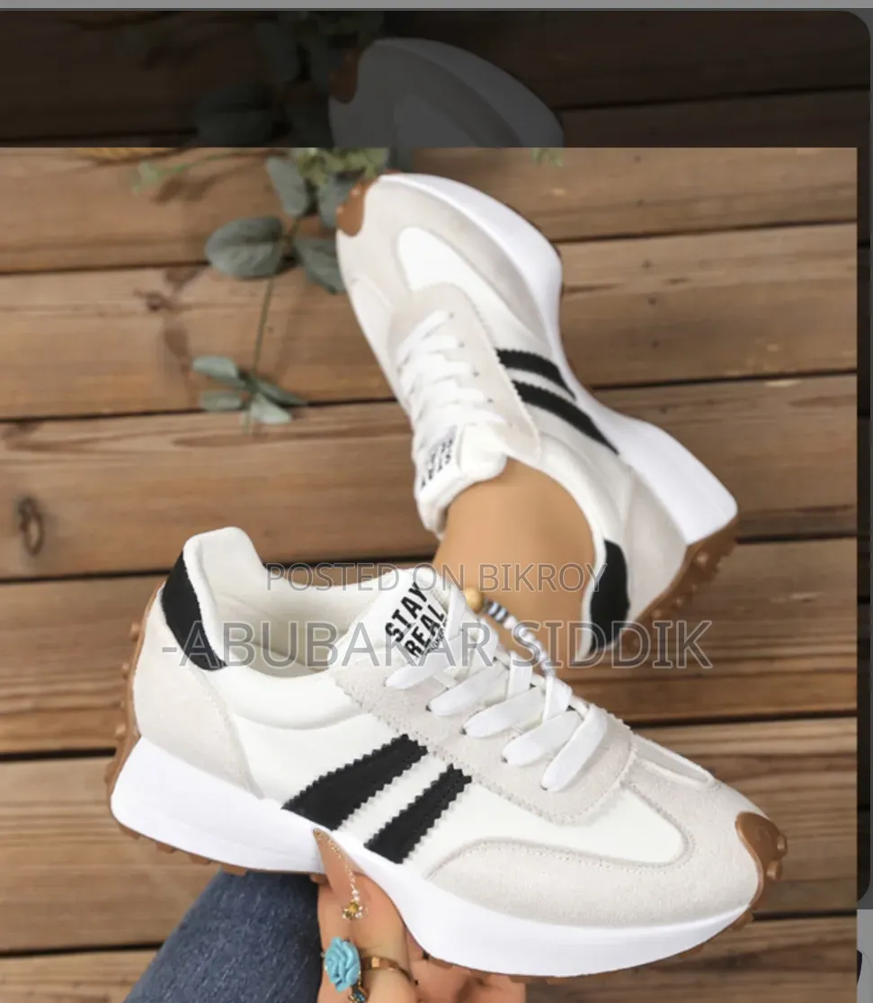 Casual Sneakers