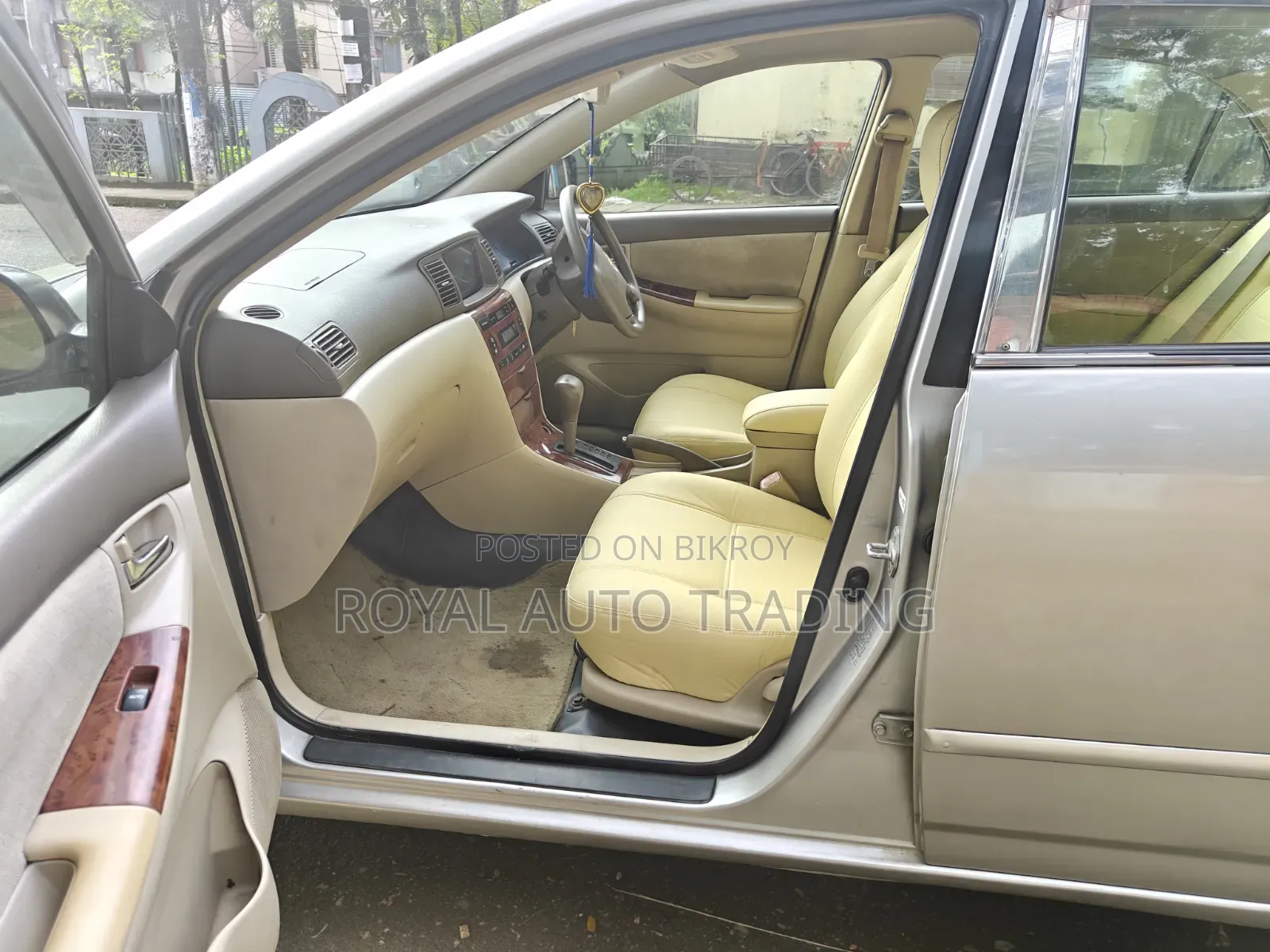 Toyota Corolla 2004 Beige