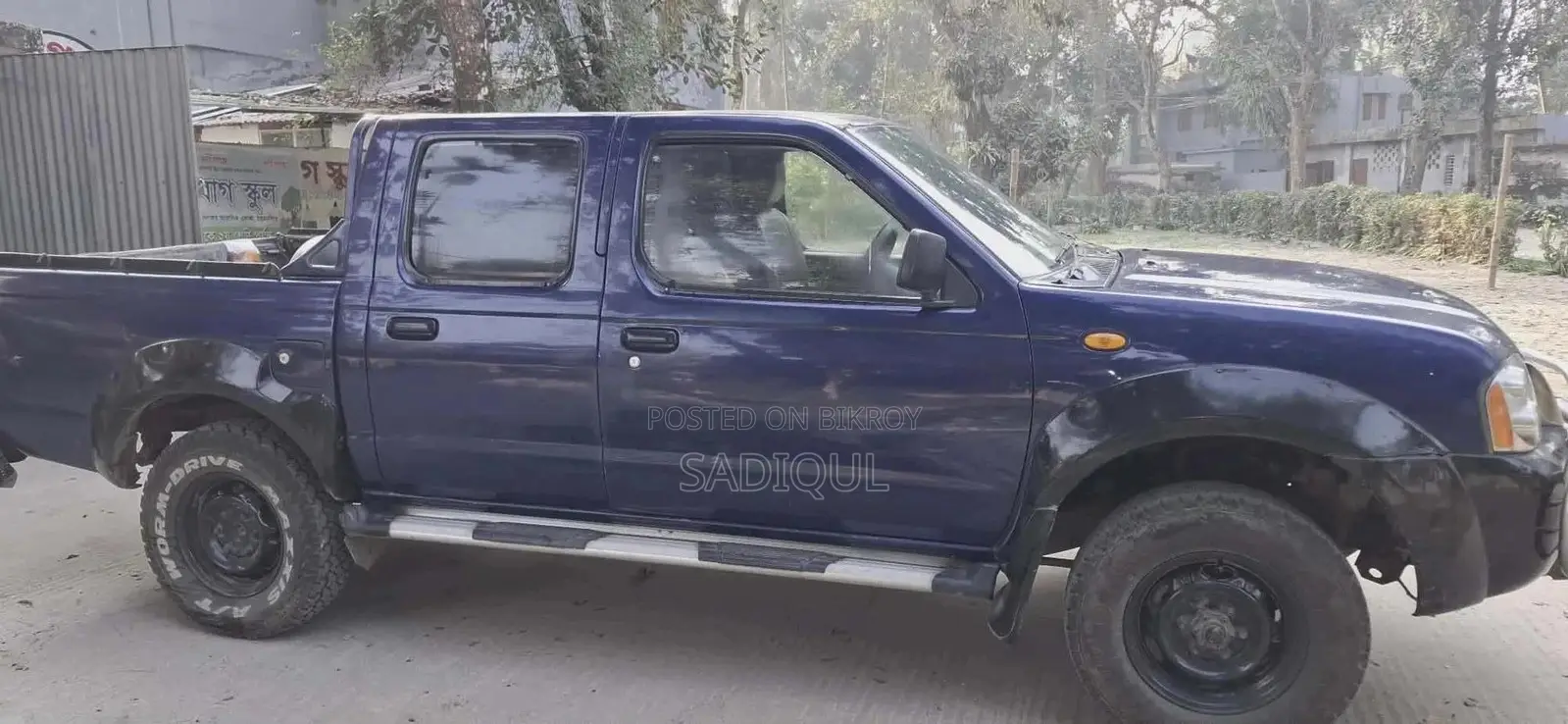 Nissan Pick-Up 2006 Blue