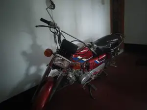 Honda 2000 Red
