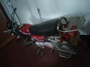 Honda 2000 Red