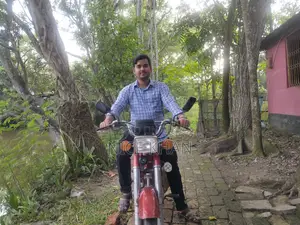 Honda 2000 Red