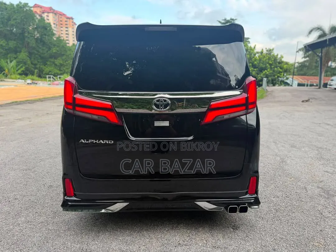 Toyota Alphard 2.5 Hybrid AWD 2021 Black