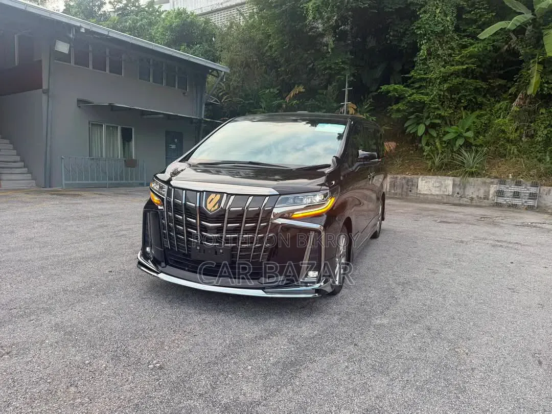 Toyota Alphard 2.5 Hybrid AWD 2021 Black