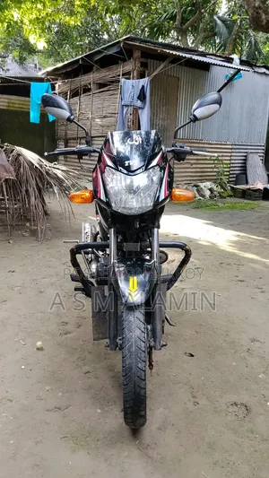 টিভিএস মেট্রো ২০১১ কালো