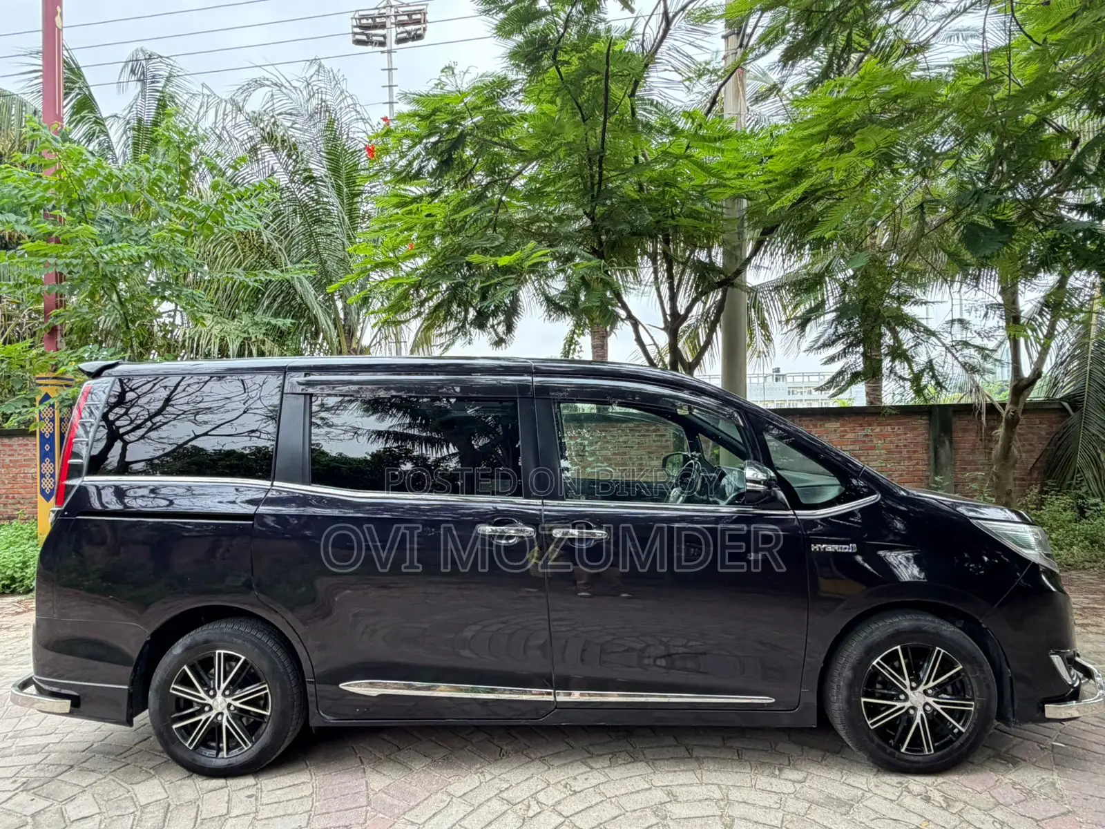 Toyota Esquire 2.0 FWD (8 seater) 2020 Black