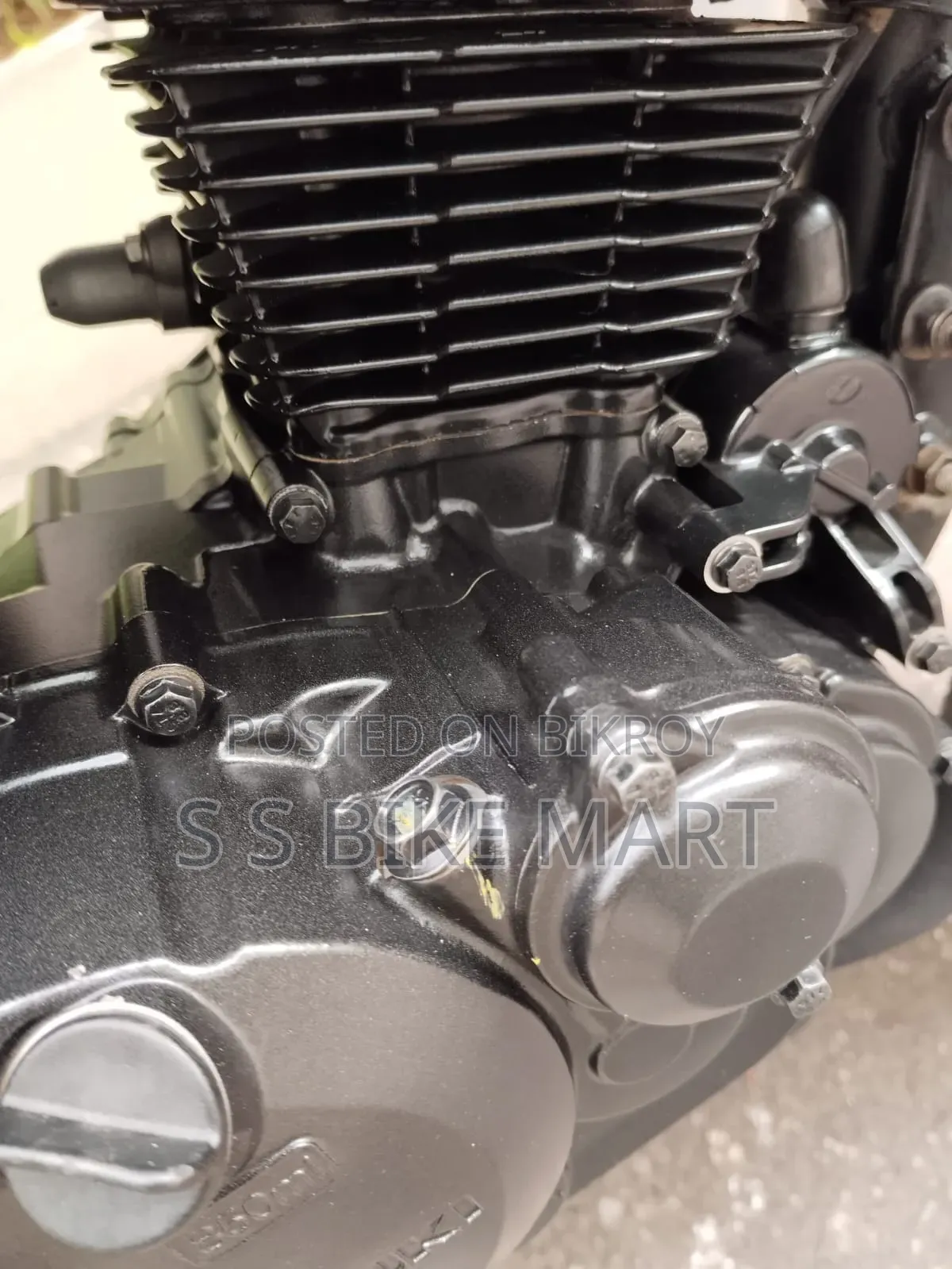 Suzuki Gixxer 2024 Red