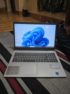 Laptop Dell Inspiron 15 3501 4GB Intel Core i3 SSD 1T