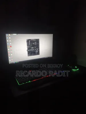 Desktop Computer 8GB AMD Ryzen 3 SSD 512GB