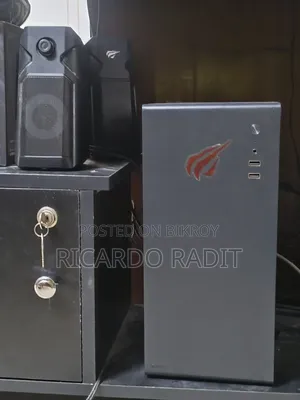 Desktop Computer 8GB AMD Ryzen 3 SSD 512GB