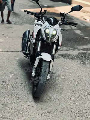 Benelli 2020 White