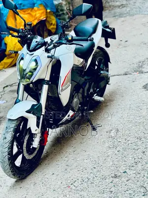 Benelli 2020 White