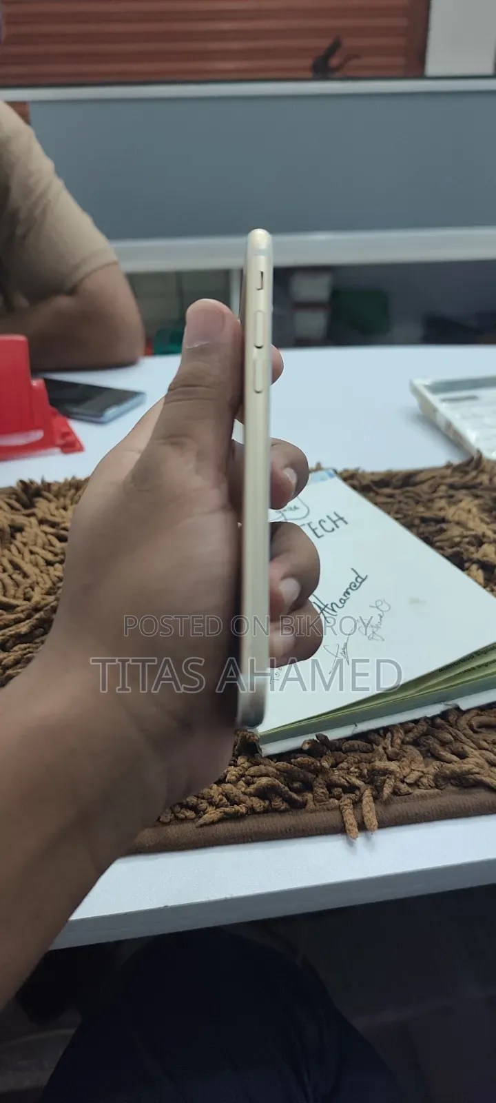 Apple iPhone 6s 32 GB Gold