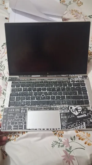Laptop HP EliteBook 840 G8 16GB Intel Core i7 SSD 512GB