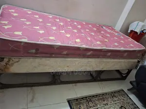 মেট্রেসসহ সিঙ্গেল বেতের খাট বিক্রয় হবে