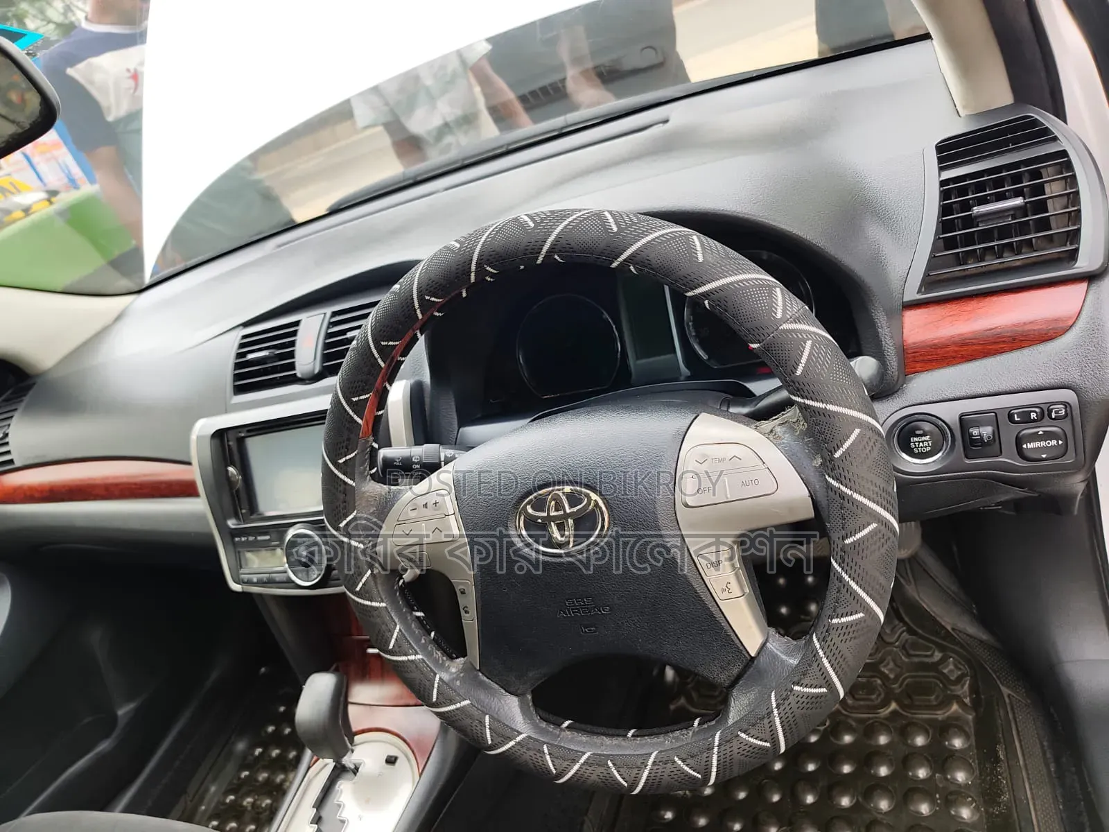Toyota Premio 2012 White