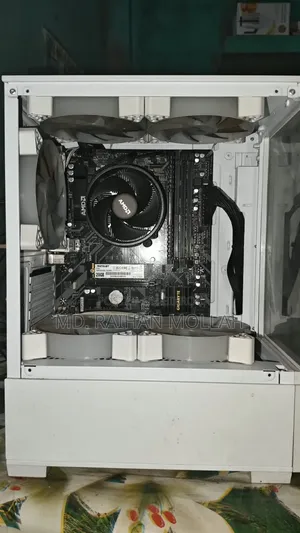 Desktop Computer 16GB AMD Ryzen 5 SSD 256GB