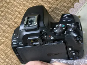 Canon 250d 4K Camera With Box