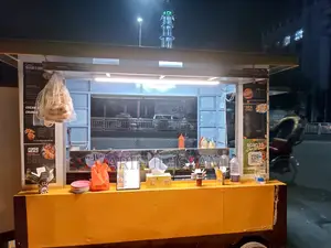 জরুরি বিক্রি: ৪-চাকার ফুড কার্ট / মোবাইল ফুড ট্রাক সেটআপ | ধানমন্ডি