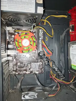 Desktop Computer Gigabyte 8GB Intel Core i3 HDD+SSD 1T