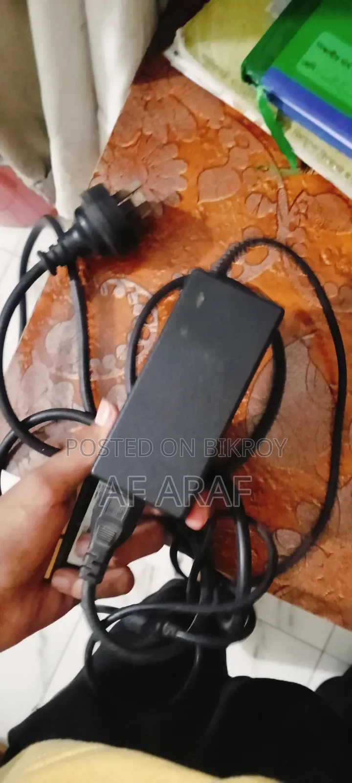 HP Adapter 18v 65 Watt