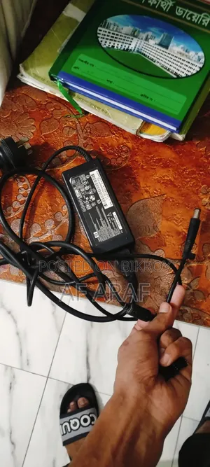 HP Adapter 18v 65 Watt